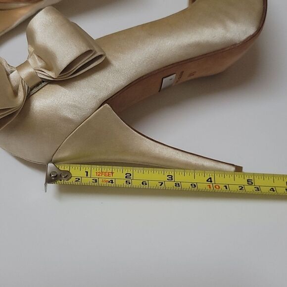 Bagley  Mischka satin heels size 9 - Picture 11 of 13